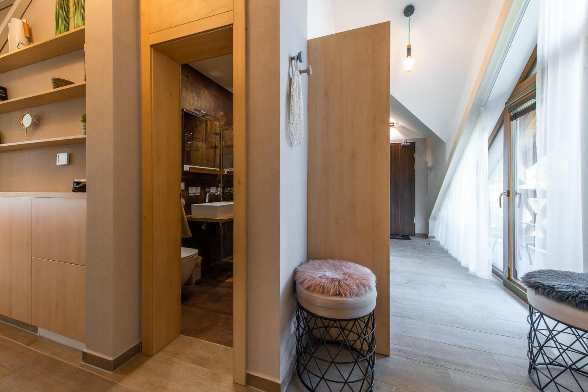 Moderny Apartman Swen S 2 Terasami ตาตรันสกา ลอมนีจา ภายนอก รูปภาพ