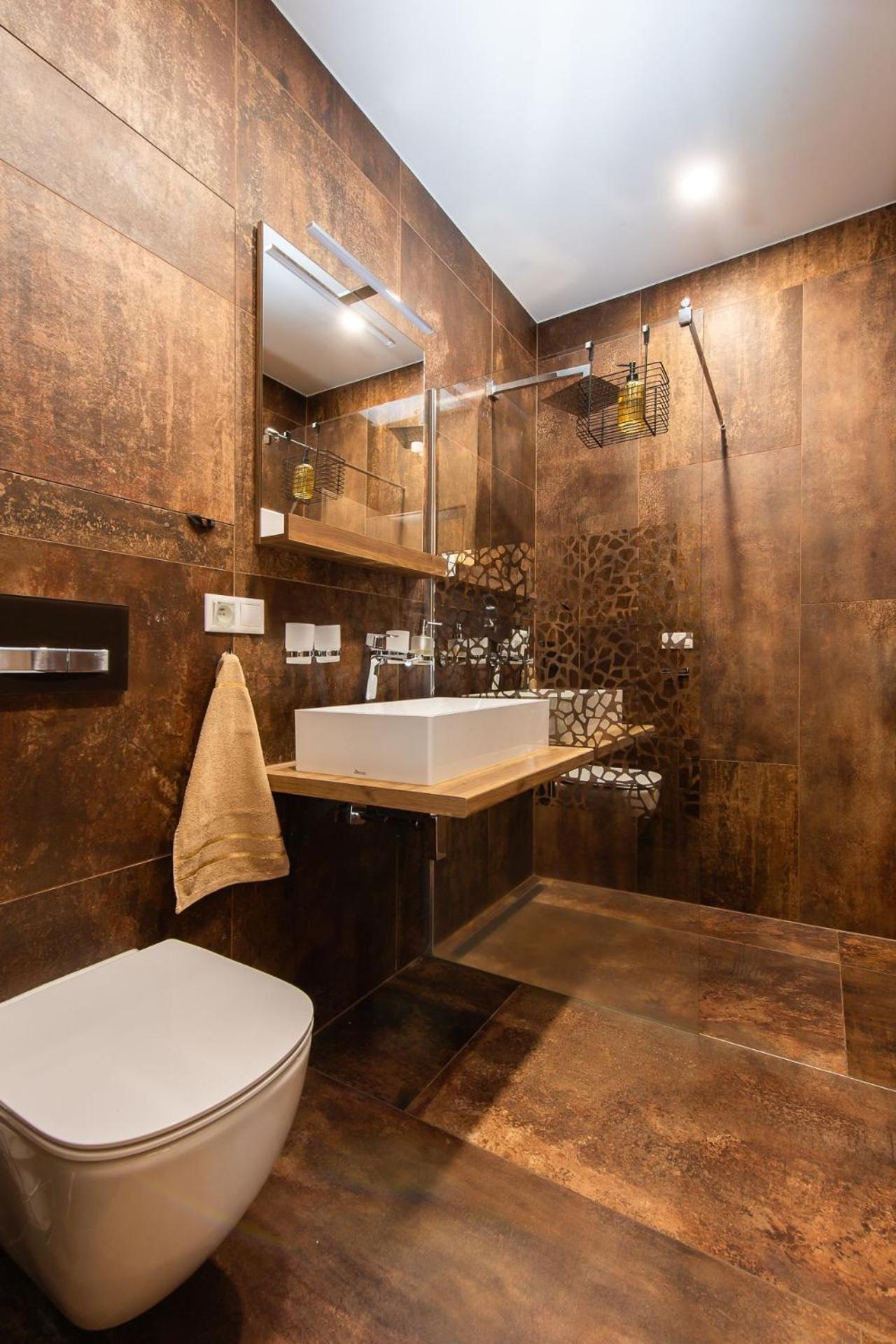 Moderny Apartman Swen S 2 Terasami ตาตรันสกา ลอมนีจา ภายนอก รูปภาพ